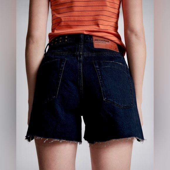 🆕One Teaspoon - Legend mom fit short - Picture 4 of 16